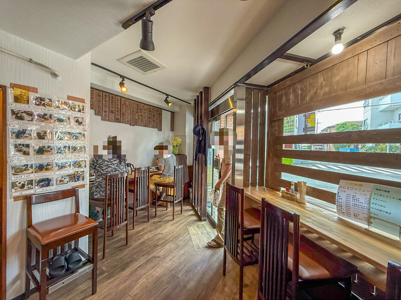 2025年6月 三光米飯の店内