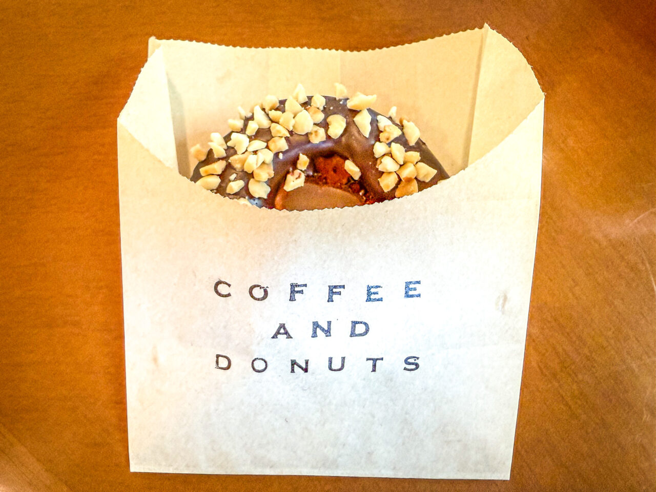 2025年7月 COFFEE AND DONUTS ベーシックチョコレートナッツ