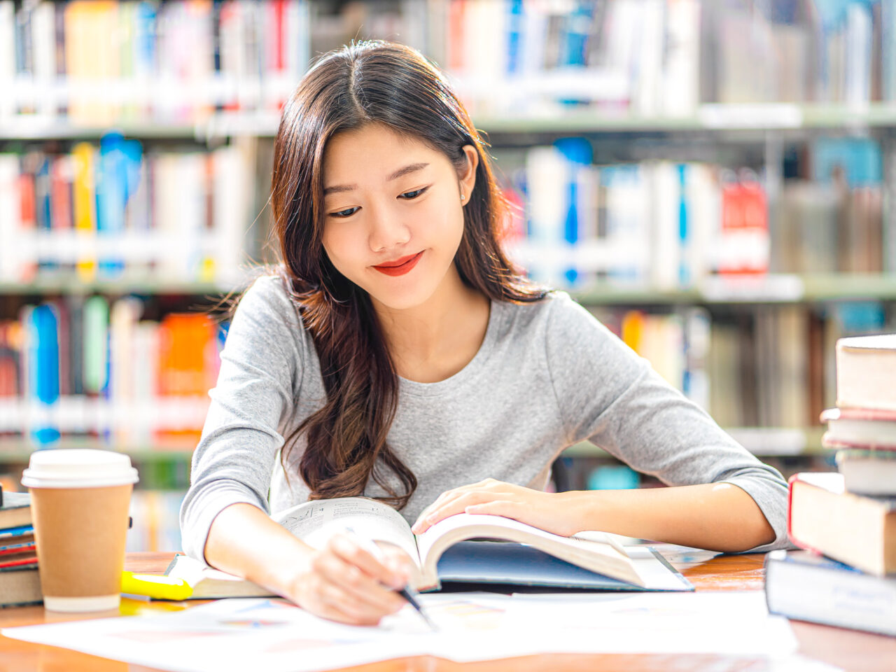 2025年8月 図書館を使った調べる学習コンクール2