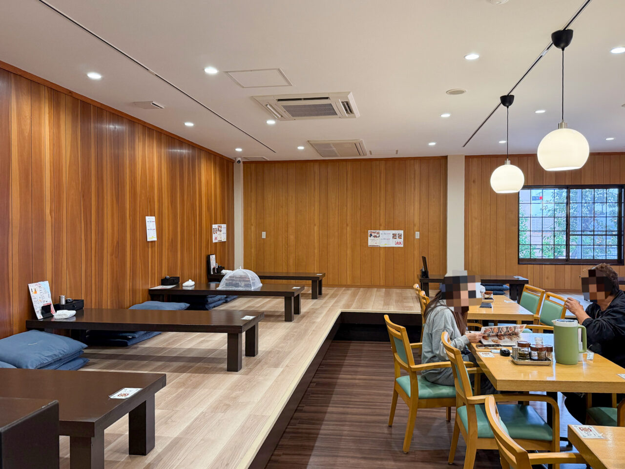2025年10月 ソーゴーチントンラン 店内