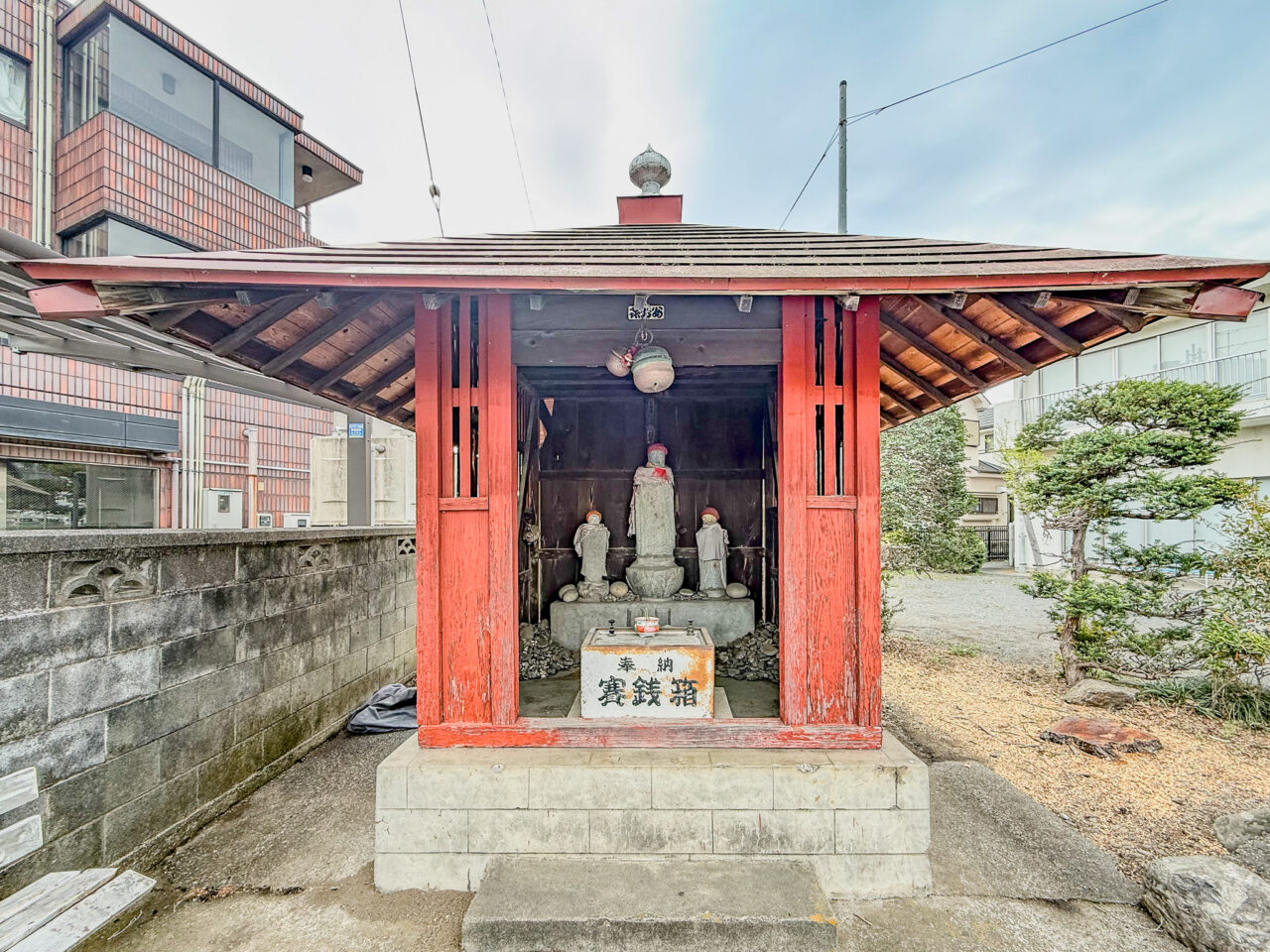 2026年4月 根岸地蔵 Negishi Jizo1