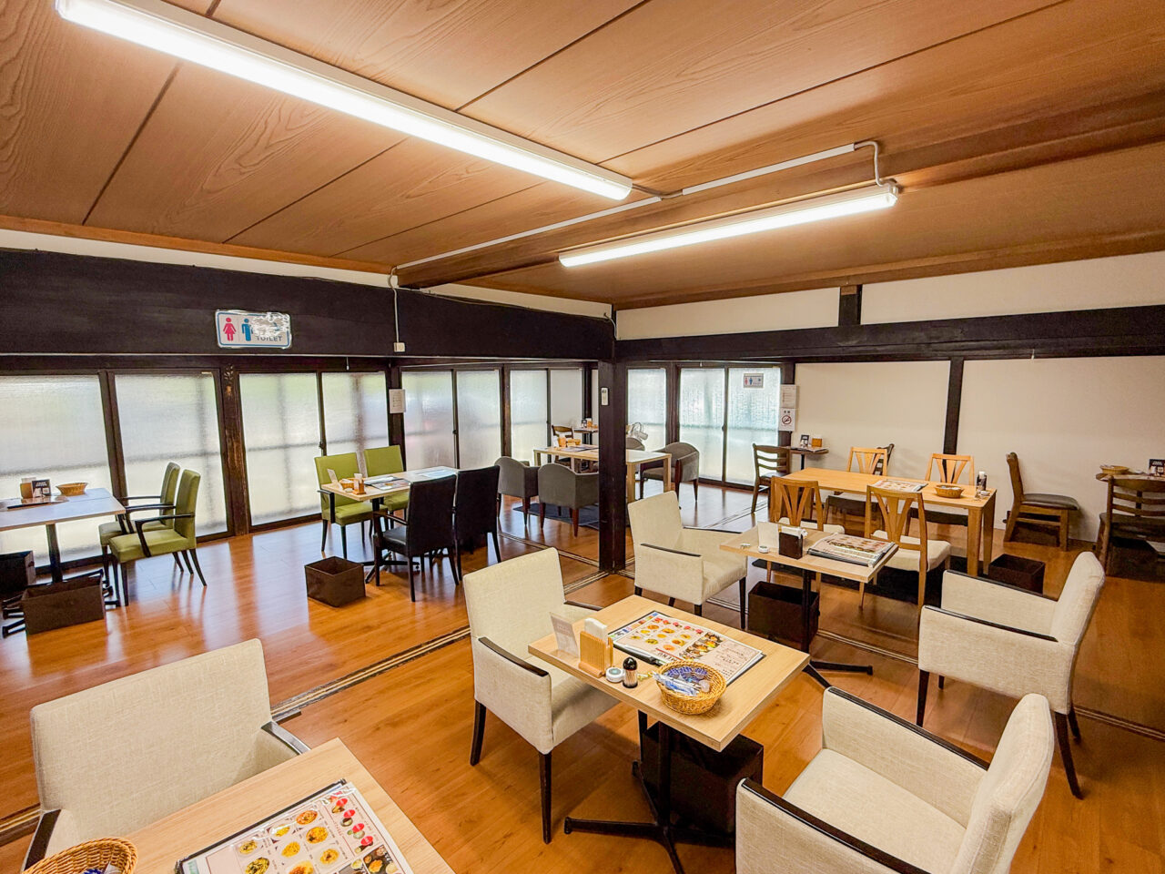 古民家カフェ ルポの店内