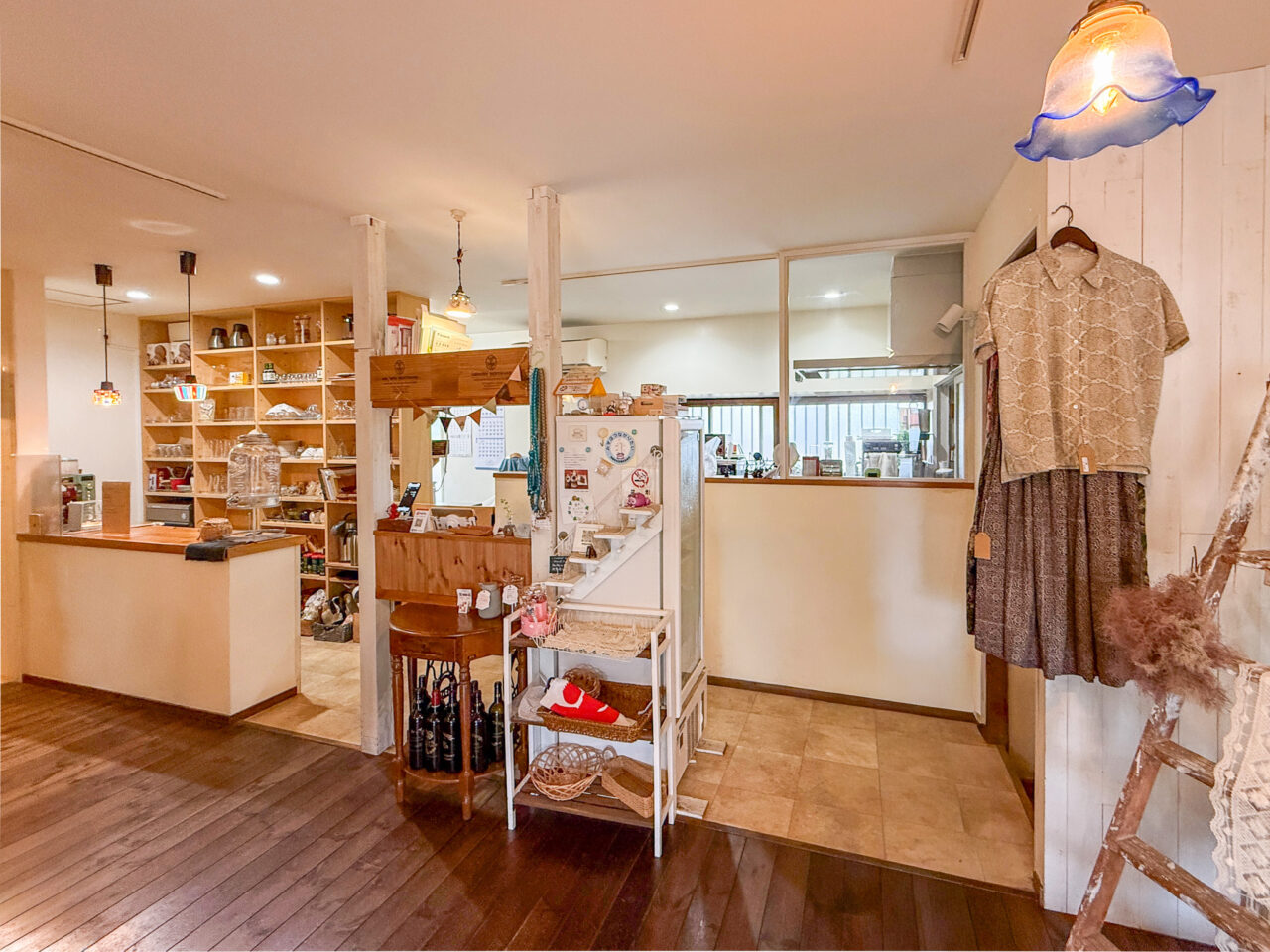 Rons Cafe 店内